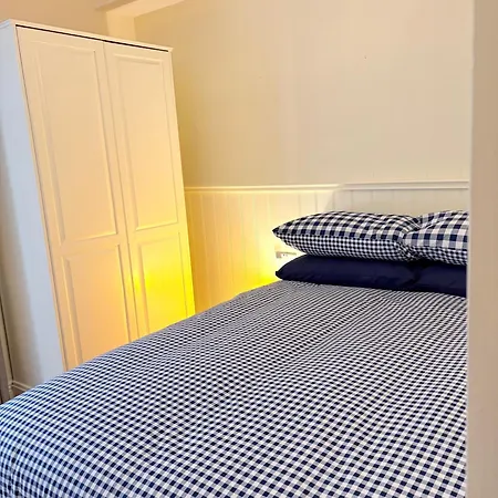 شقة Maureens Two Bedroom F28 Vy13
